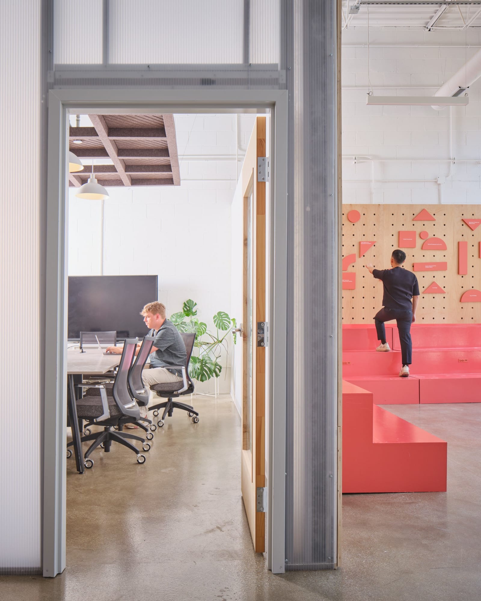 See a sneak peek of configured learning zones at Mobile Makers in Chicago.