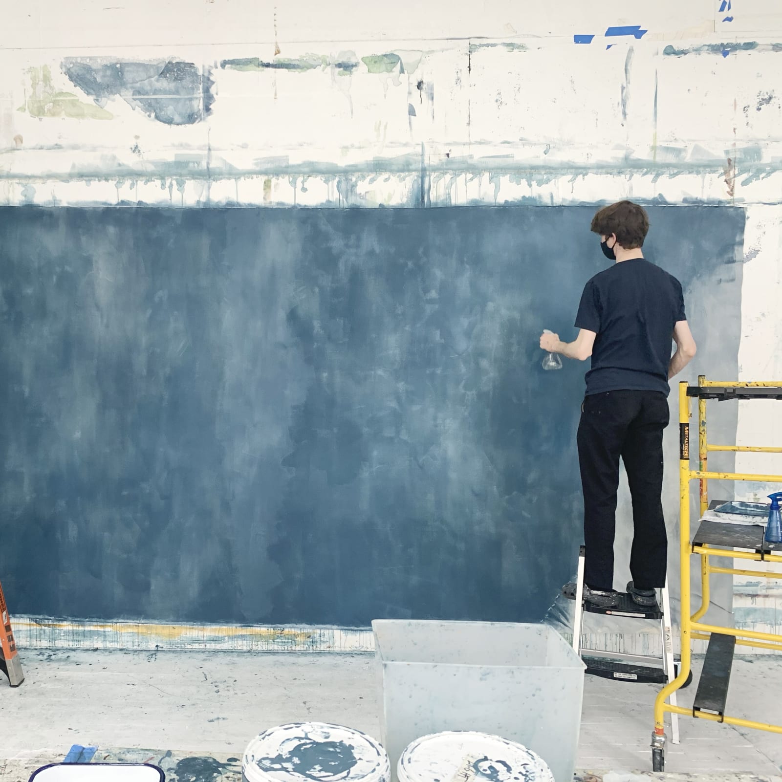 Momentum Textiles and En Viu introduce bold new forms and large-scale designs at HD Expo 2024, featured in Sixtysix Magazine.